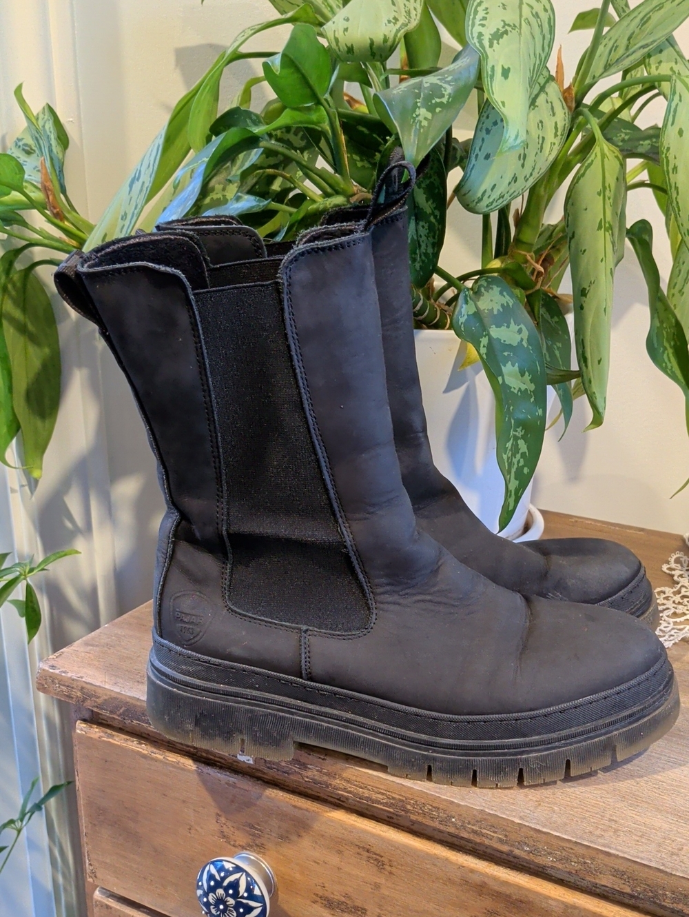 Waterproof Pajar Women's Black Leather Mid-Calf Chelsea Boots